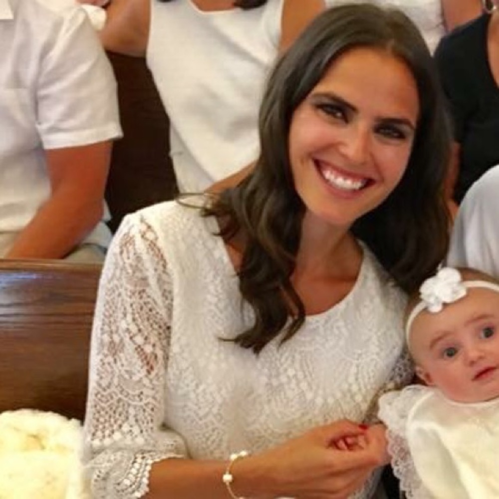 Meet your Posher, Madelana